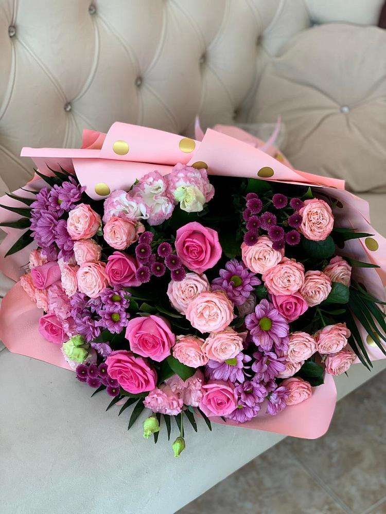 Букет цветов из: Хризантемы, Розы и Лизиантусы в Вольно-Донской