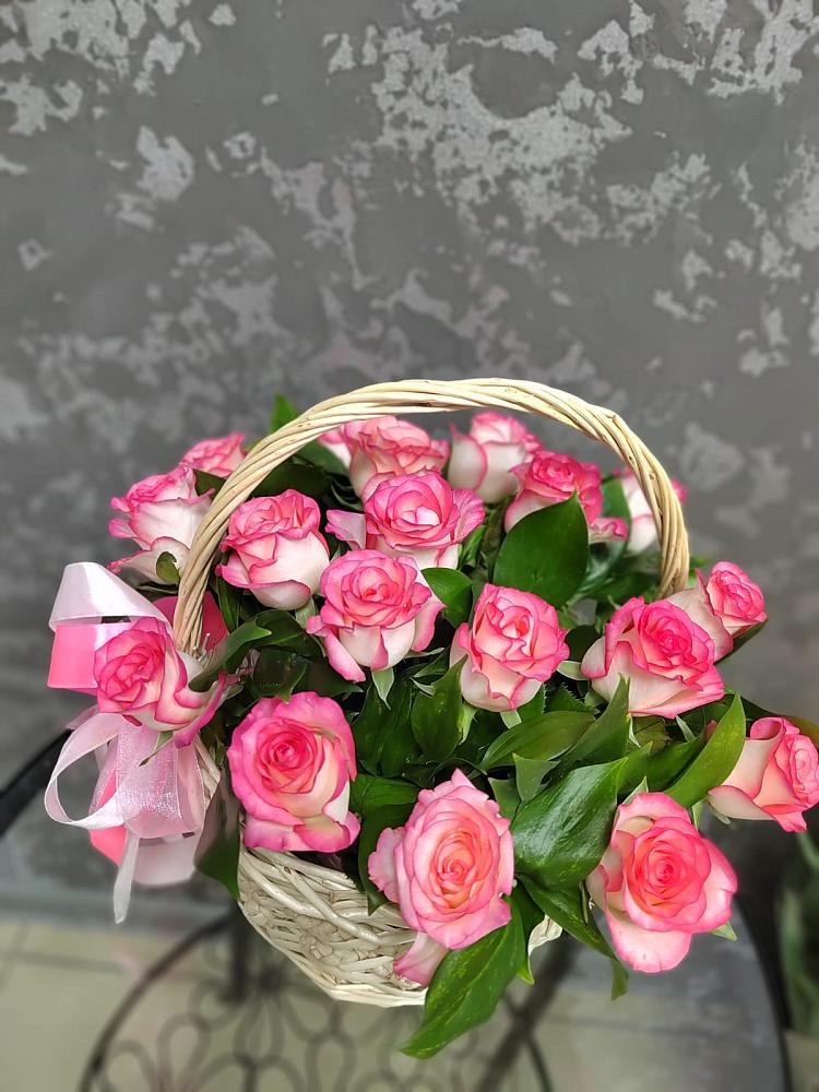 Цветочная композиция из Розы в корзине в Вольно-Донской