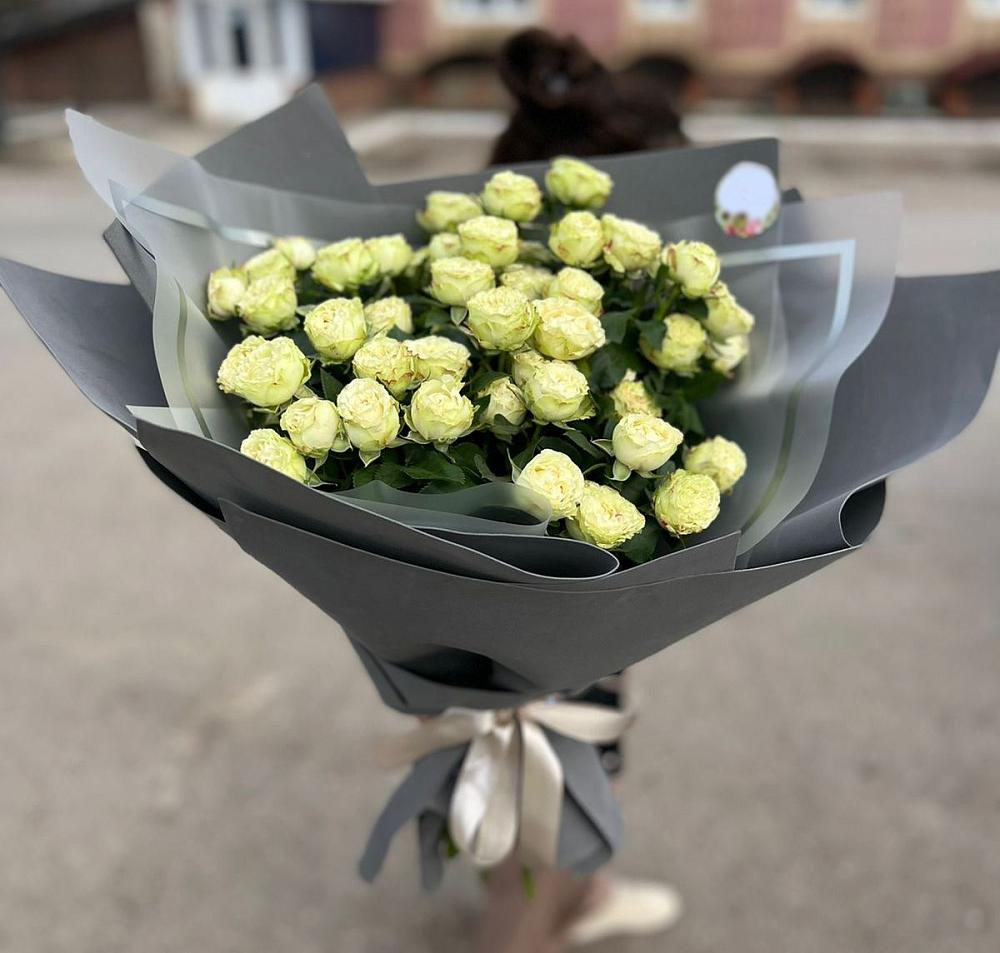 Белые кустовые розы Солинеро в Вольно-Донской Букет Белые кустовые розы Солинеро в Вольно-Донской