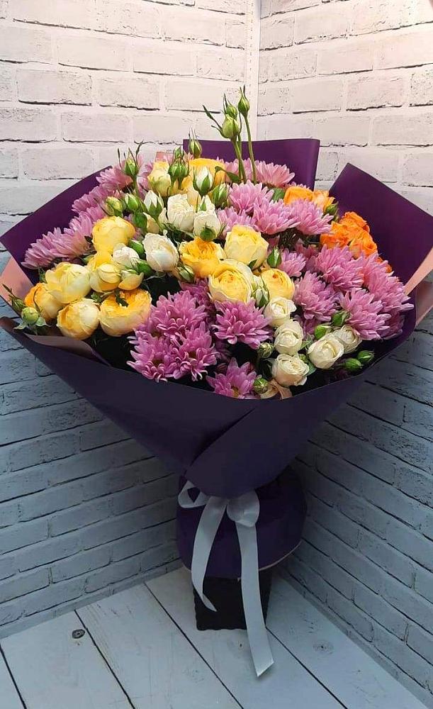 Букет цветов из: Хризантемы и Розы в Вольно-Донской