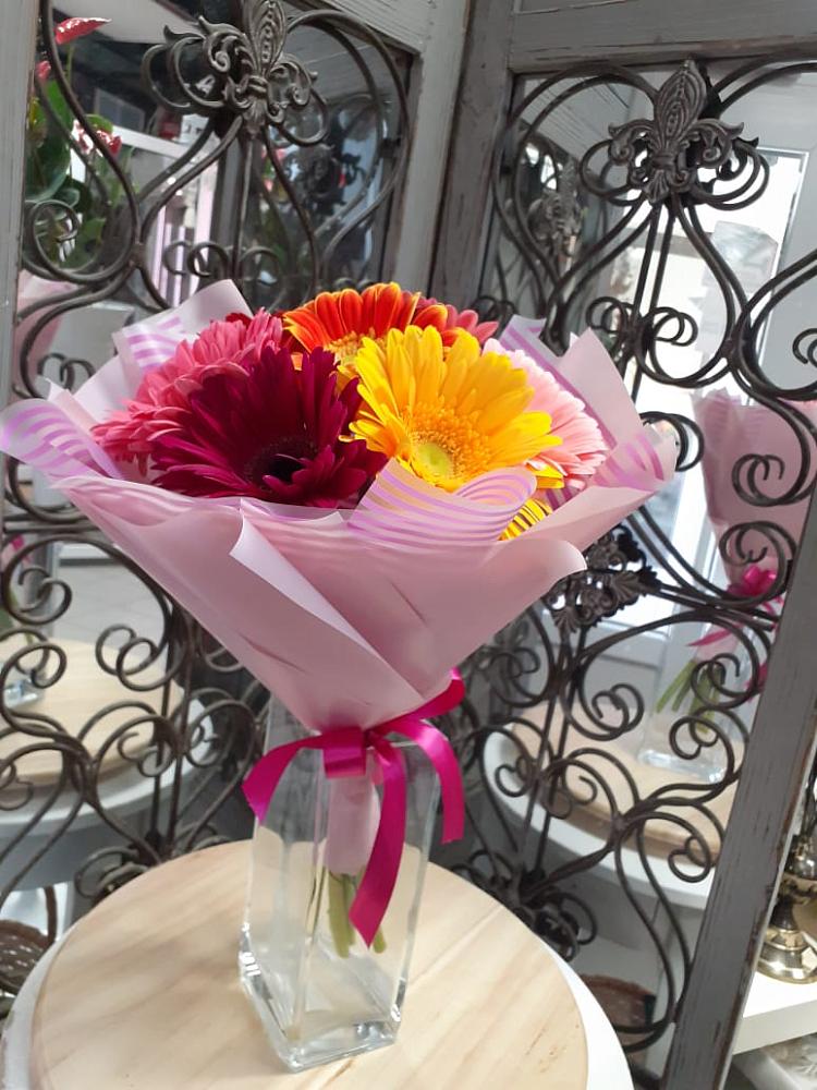 Букет цветов из: Герберы в Вольно-Донской