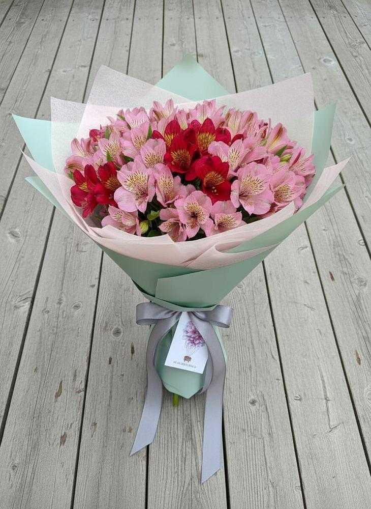 Букет цветов из: Альстромерии в Вольно-Донской