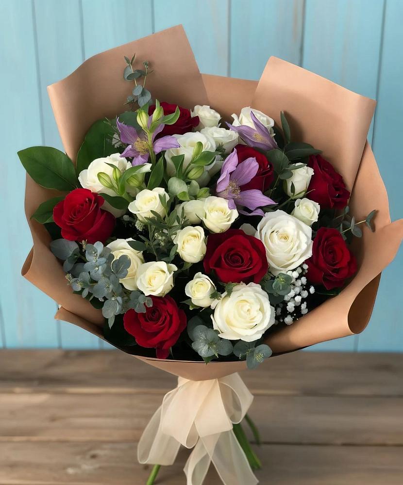 Букет цветов из: Розы и Альстромерии в Вольно-Донской