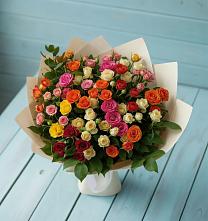Букет Микс из разноцветных кустовых роз в Вольно-Донской
