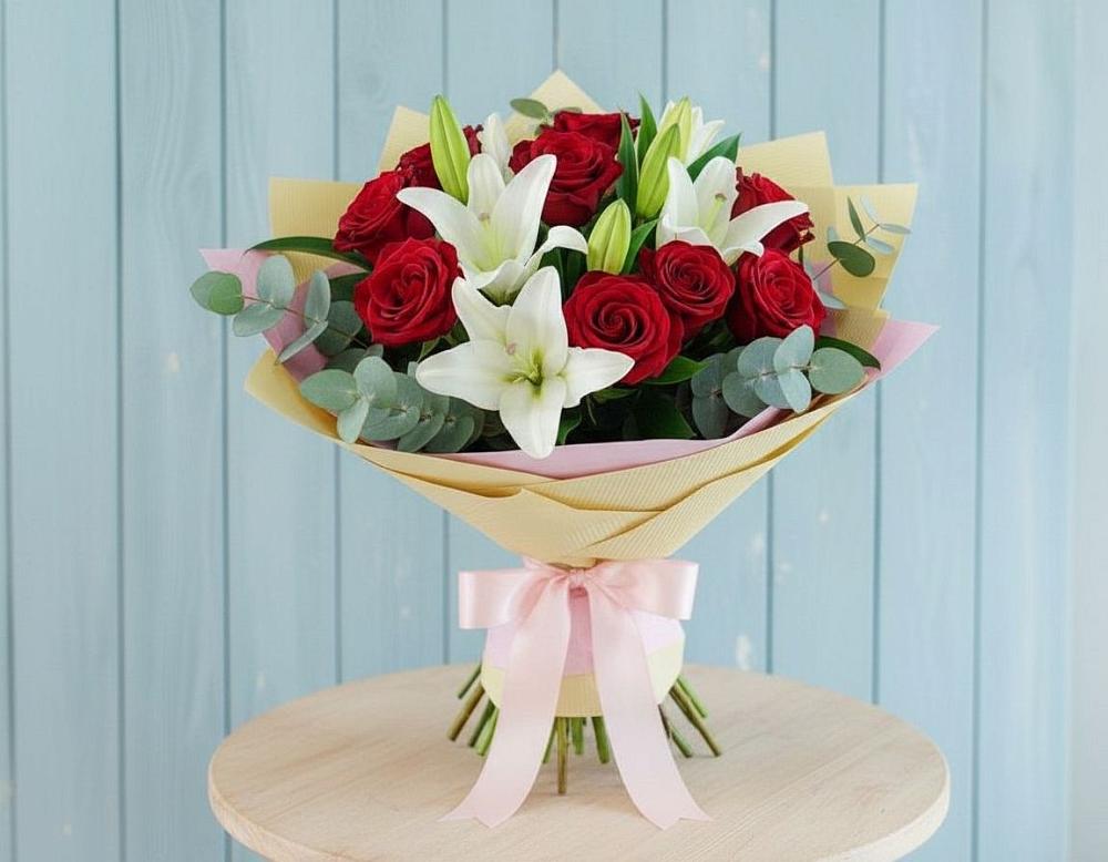 Букет цветов из: Лилии и Розы в Вольно-Донской