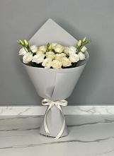 Букет цветов из:  Розы и Лизиантусы в Вольно-Донской